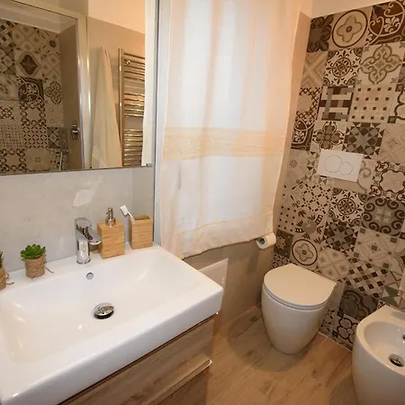 아파트 Loft Lungomare Vista Mare E Monti *