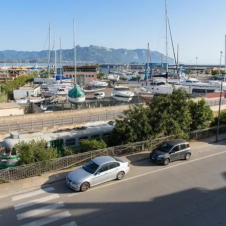 Loft Lungomare Vista Mare E Monti * ארבאטקס