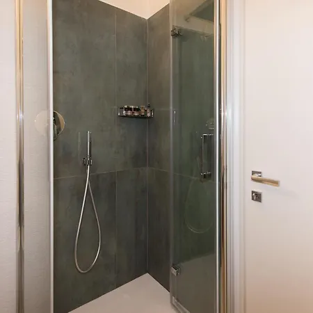 Loft Lungomare Vista Mare E Monti *