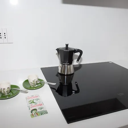 Апартаменты Loft Lungomare Vista Mare E Monti