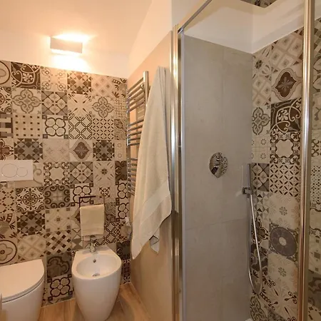 Loft Lungomare Vista Mare E Monti Apartment