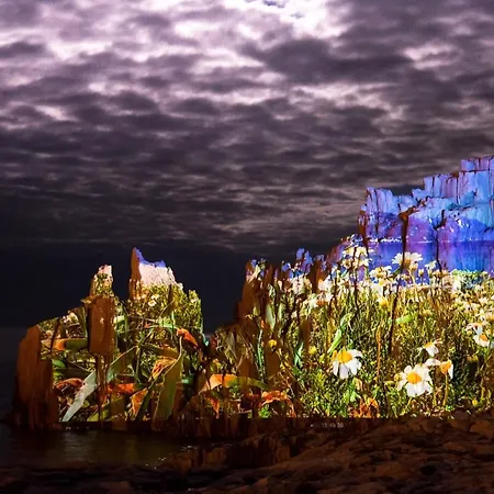 Loft Lungomare Vista Mare E Monti